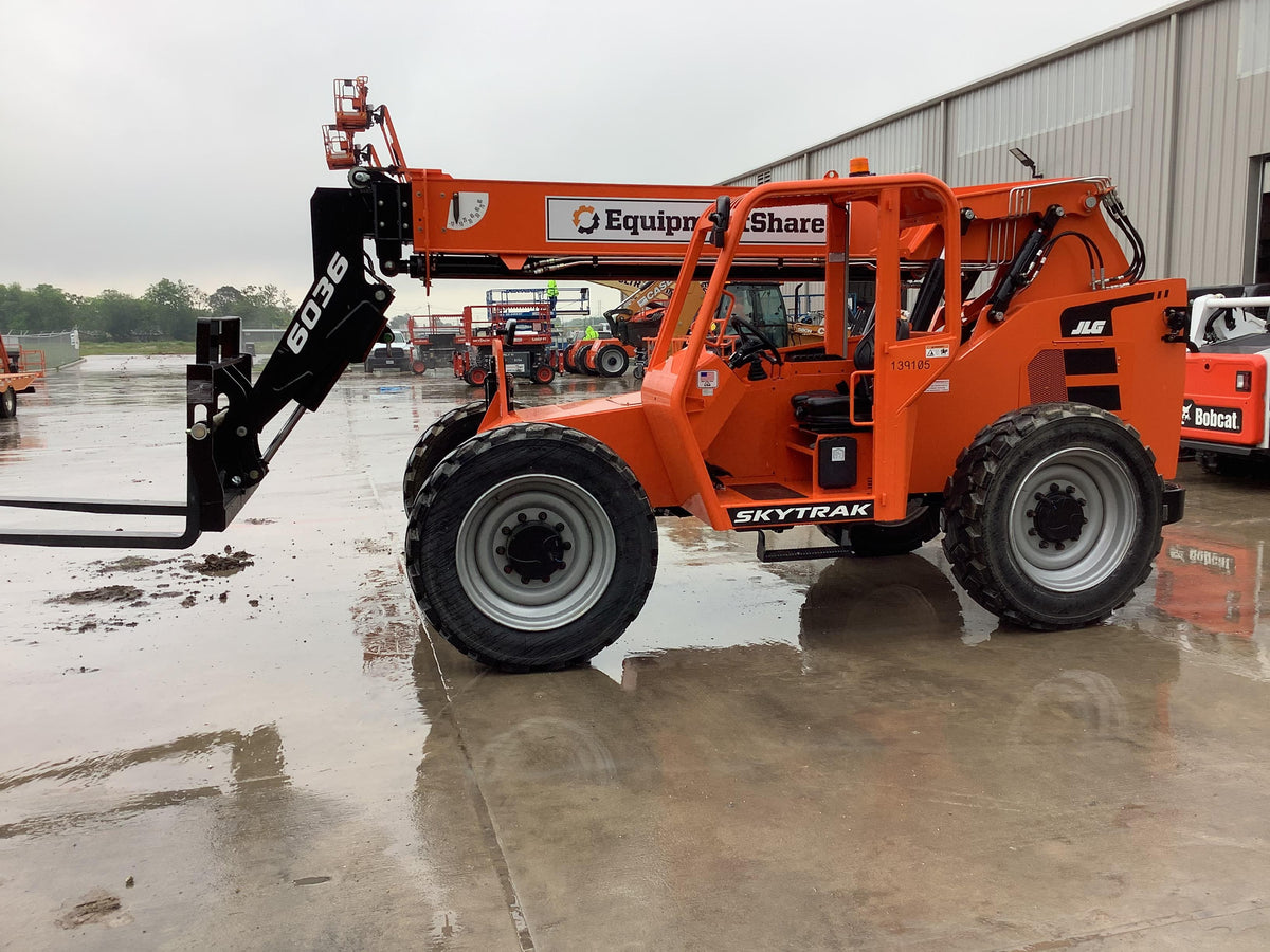2021 JLG 6036