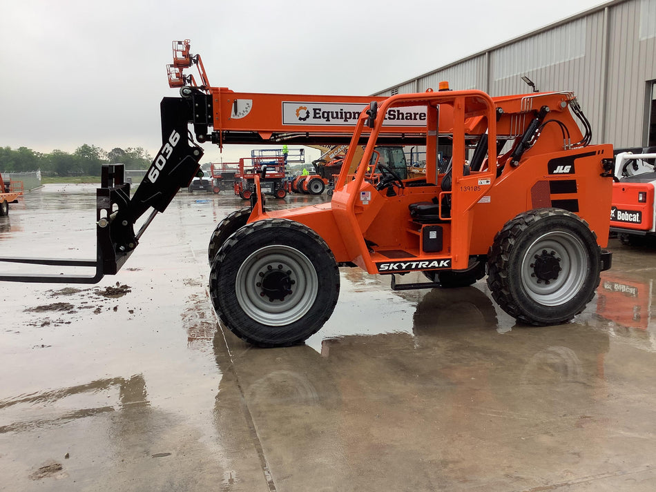 2021 JLG 6036