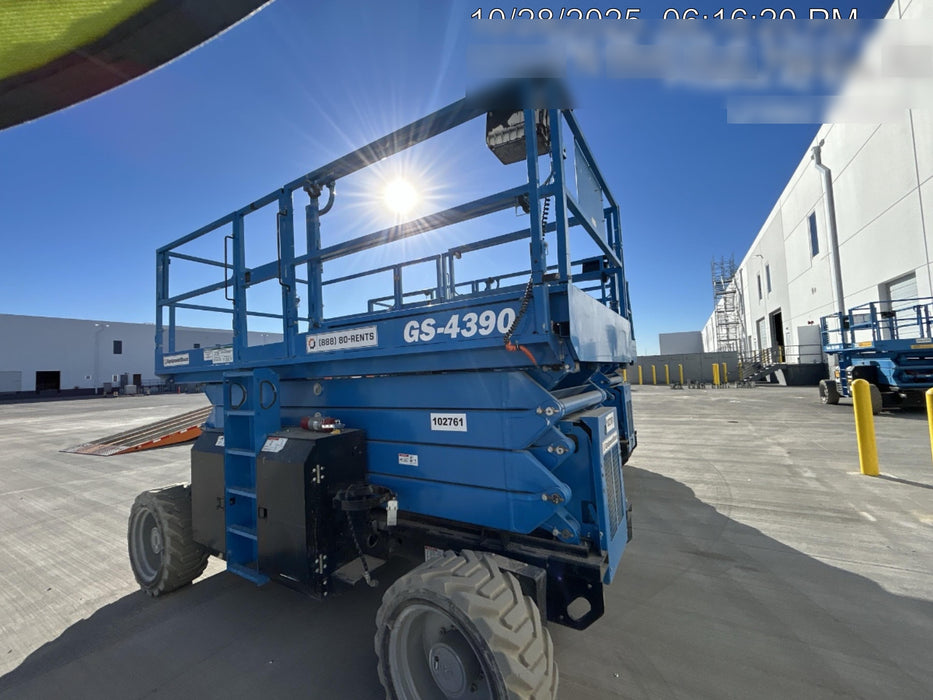 2020 GENIE GS-4390 RT