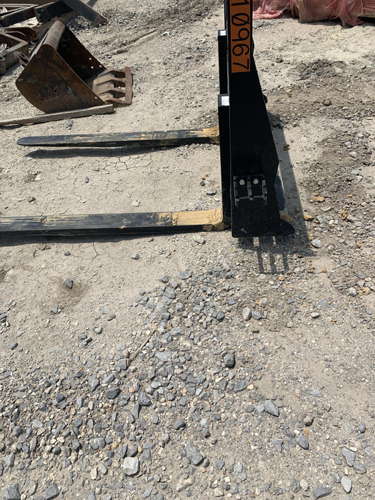 2024 ARROW MATERIAL HANDLING F5100CB