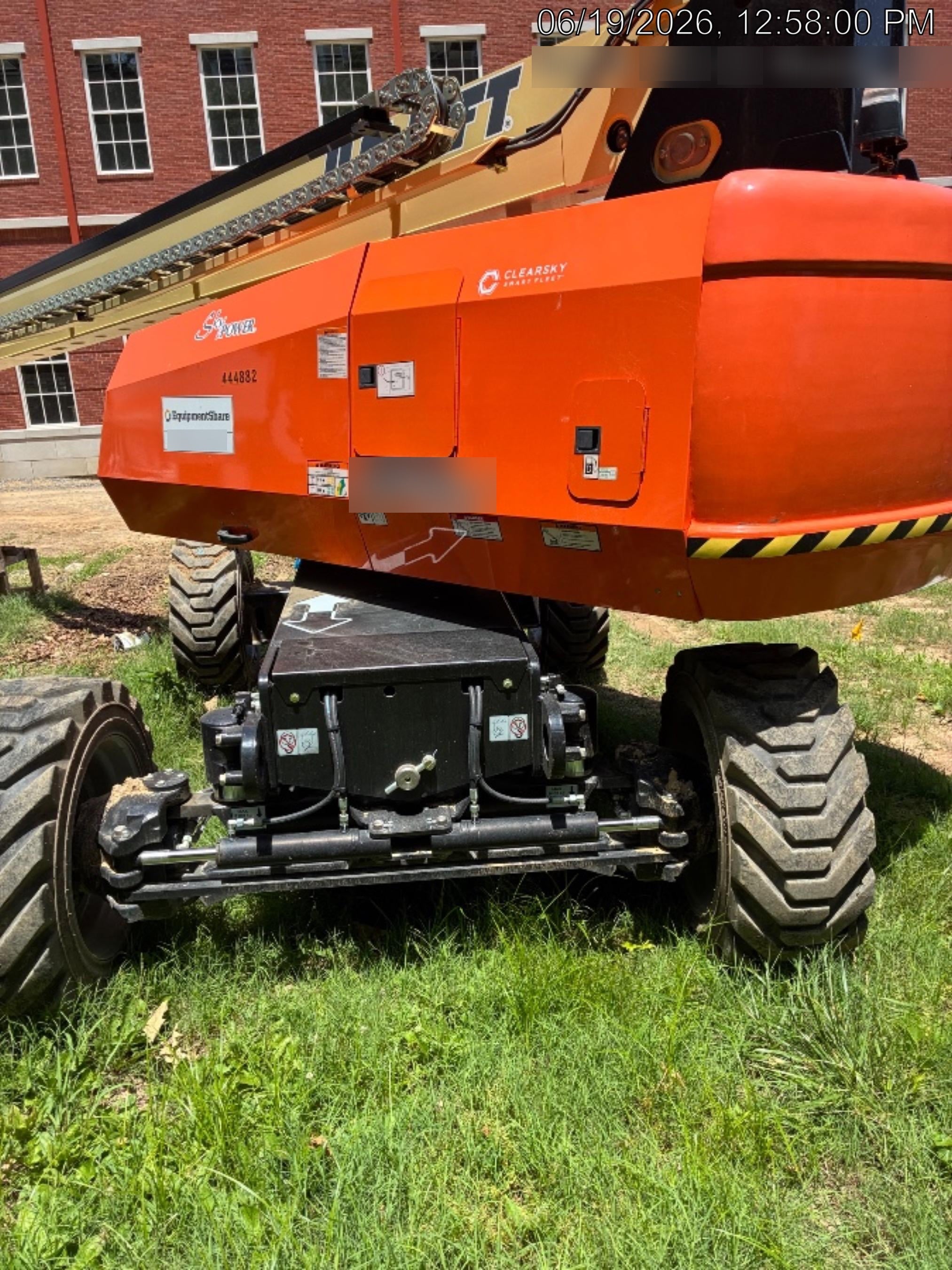 2024 JLG 860SJ