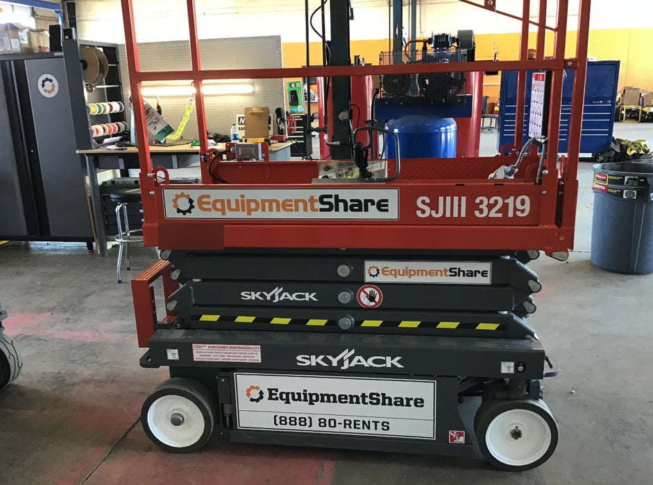 2019 Skyjack SJIII-3219 Stand. w/Trojan Batteries