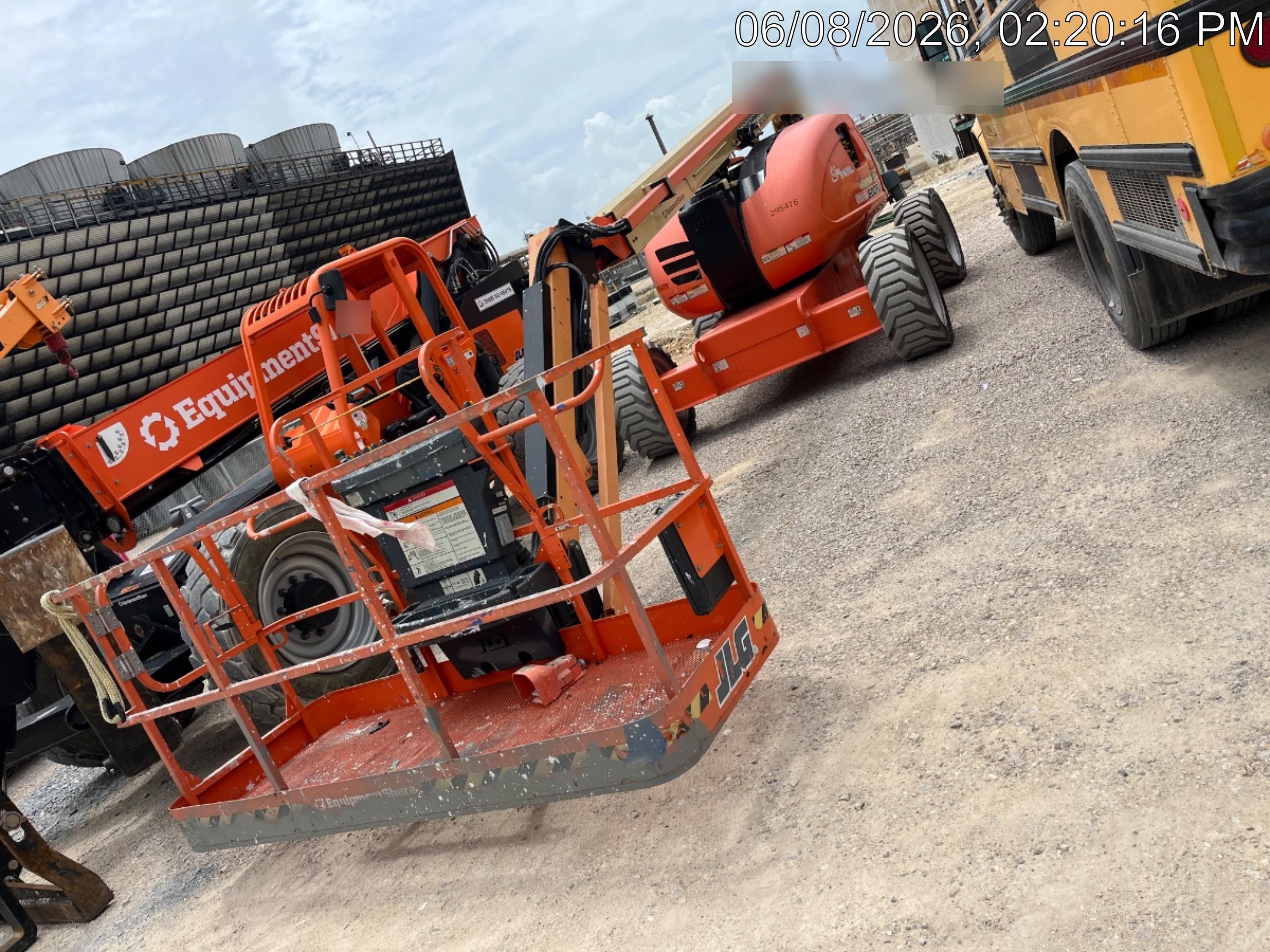 2023 JLG 600AJ