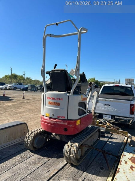 2023 TAKEUCHI TB210R