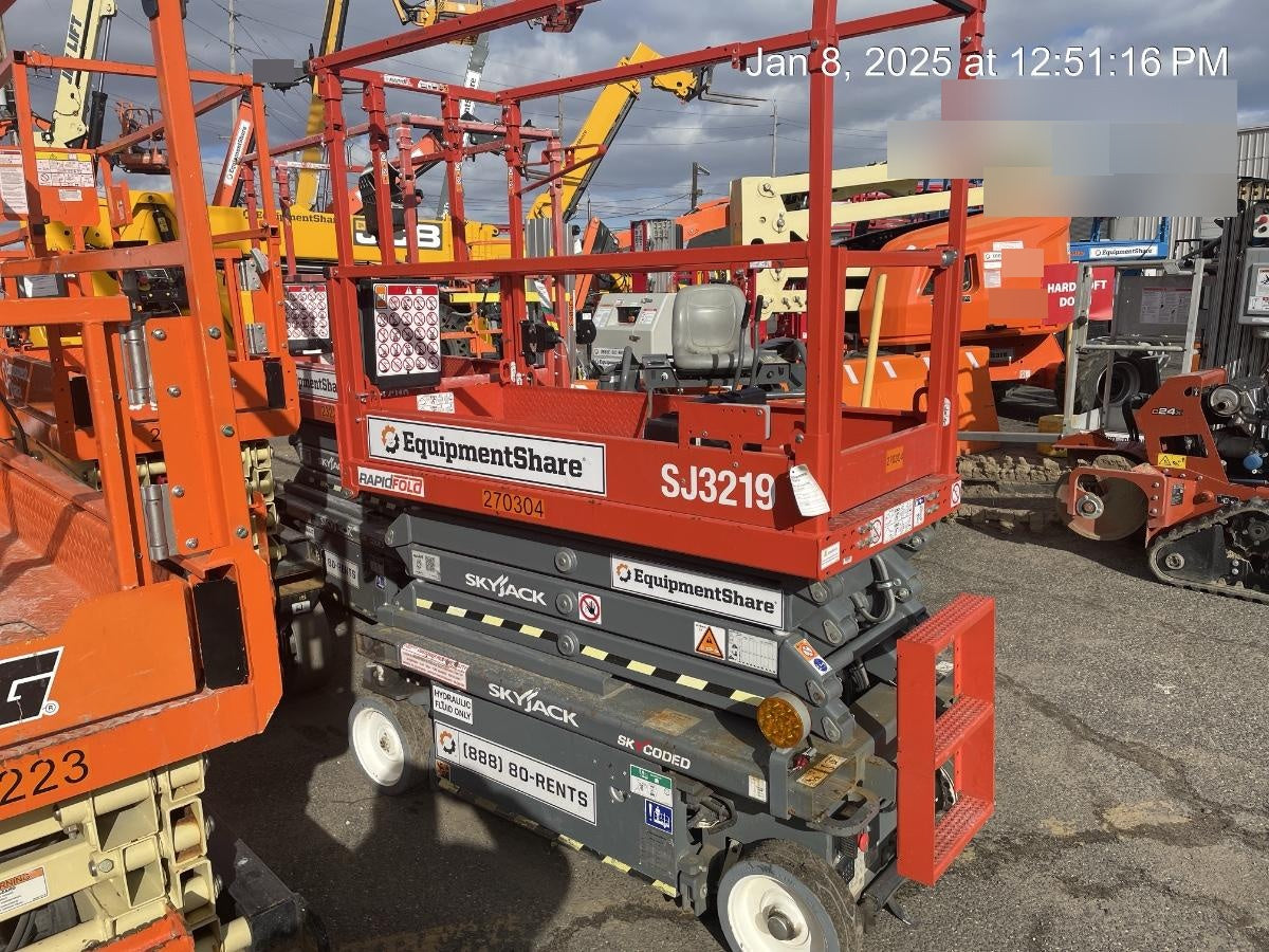 2023 SKYJACK SJ3219