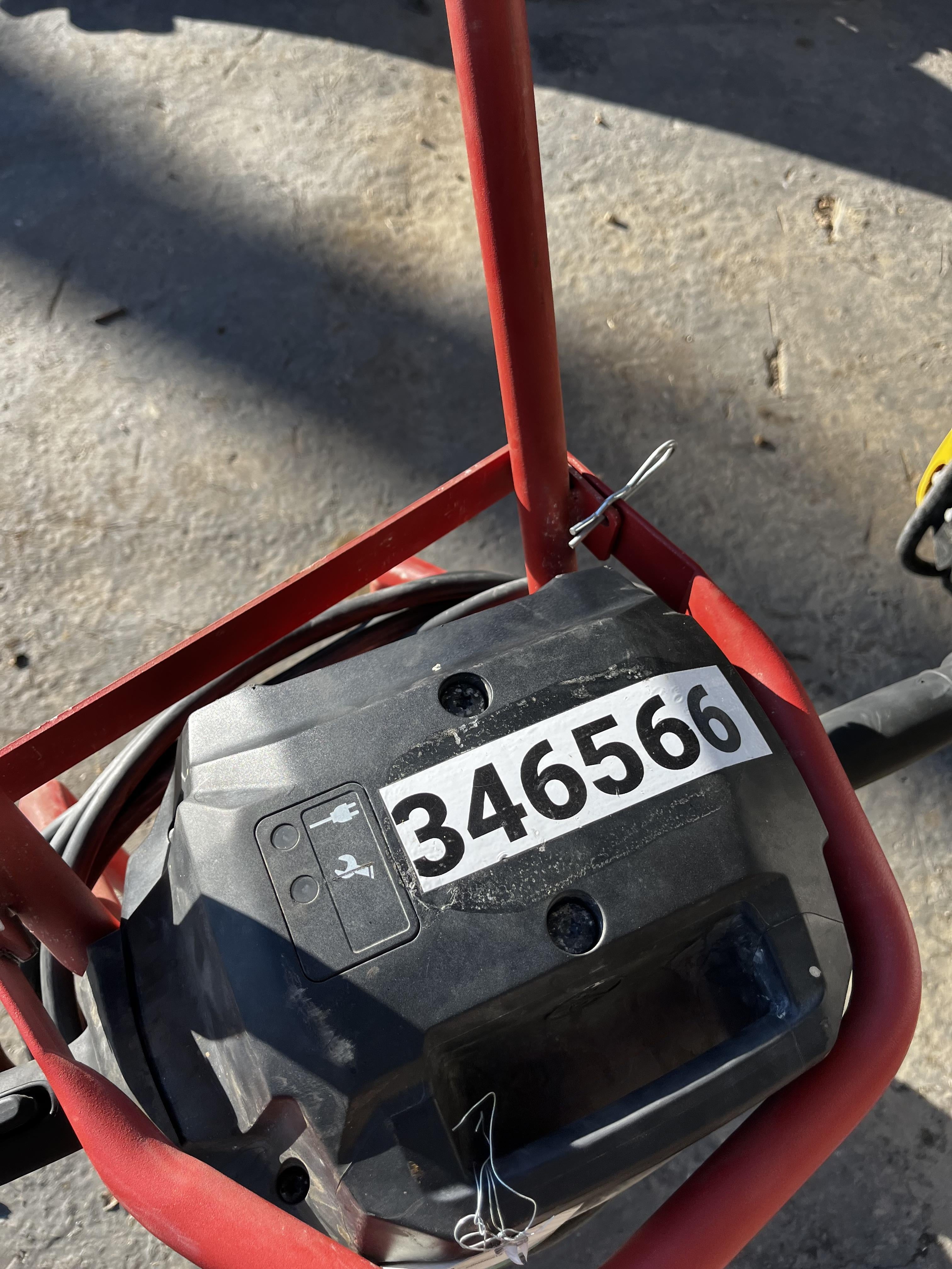 2023 HILTI TE 3000-AVR
