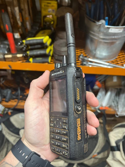 2023 MOTOROLA R7 DISPLAY