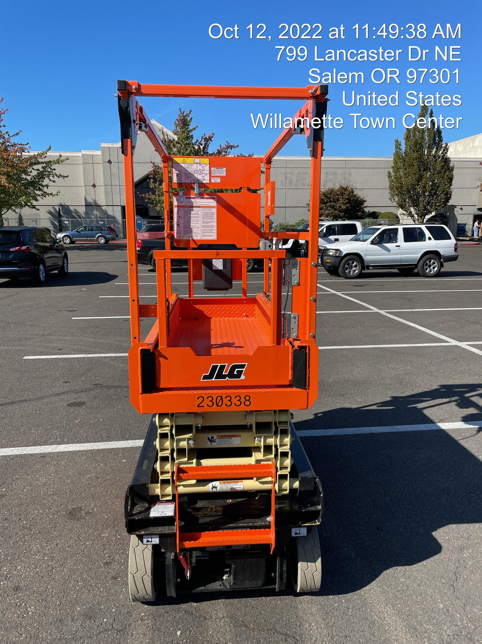 2022 JLG ES1932