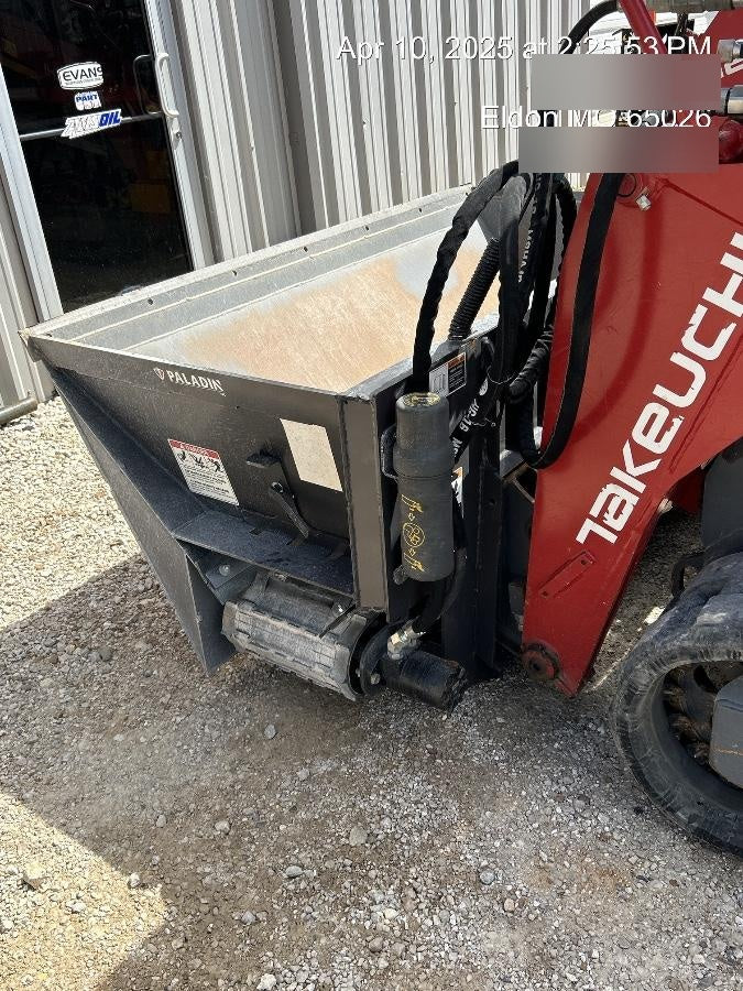 2020 PALADIN 72" Side Discharge Bucket