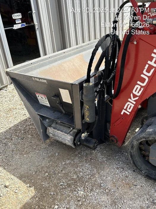 2020 PALADIN 72" Side Discharge Bucket