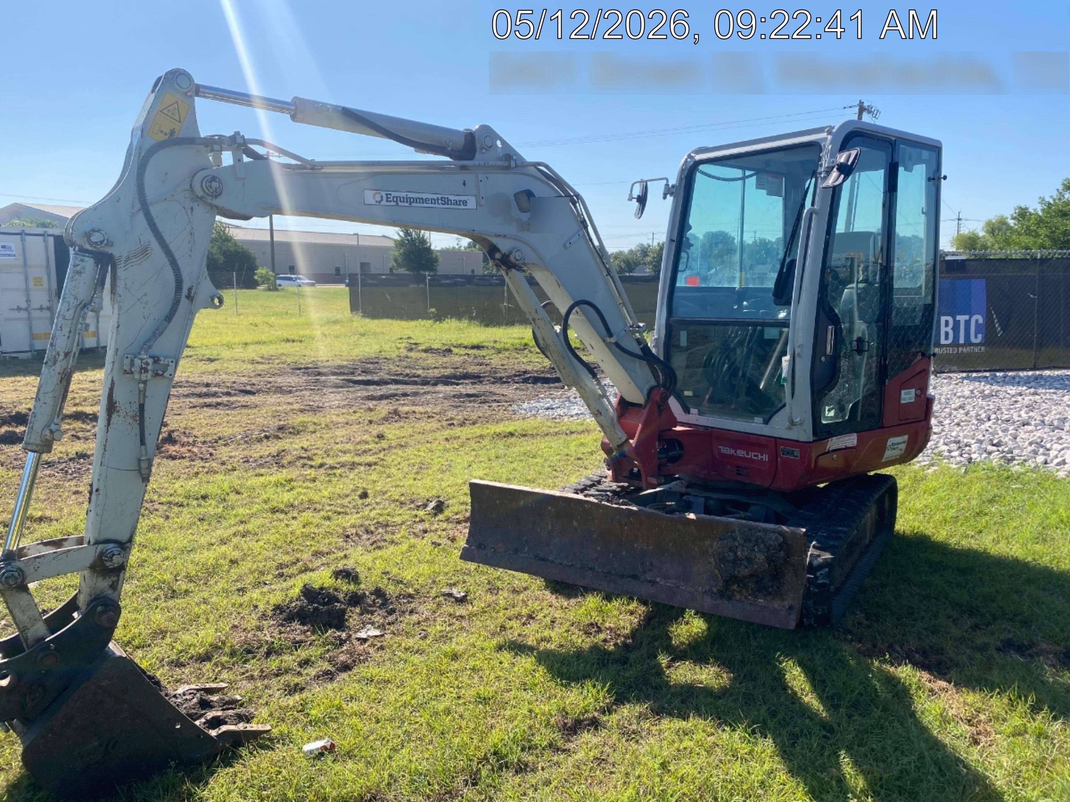 2021 TAKEUCHI TB235-2CR