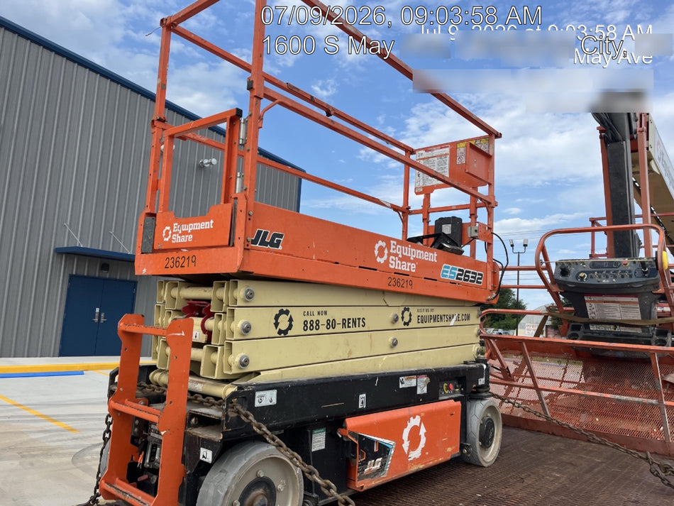2022 JLG ES2632