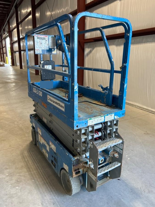 2020 Genie GS-1930 Fixed rails with chain entry gate - Pre A92.20