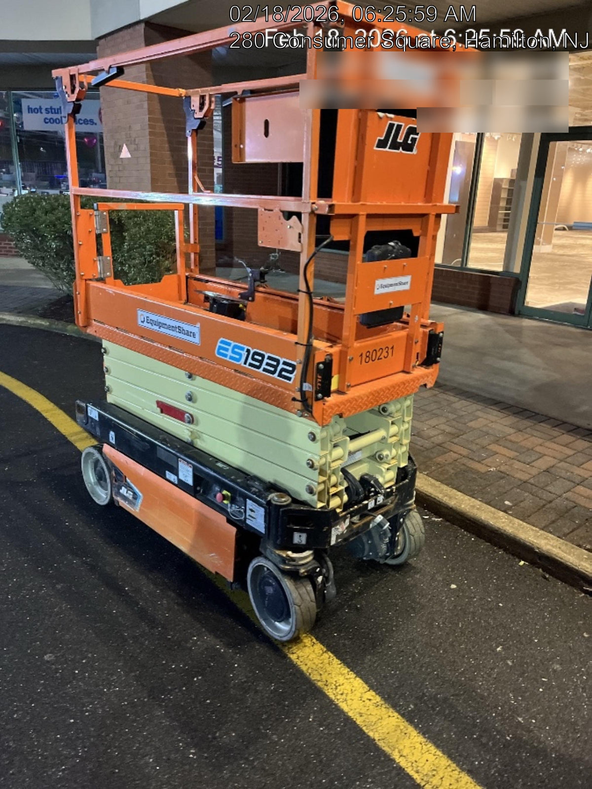 2021 JLG ES1932