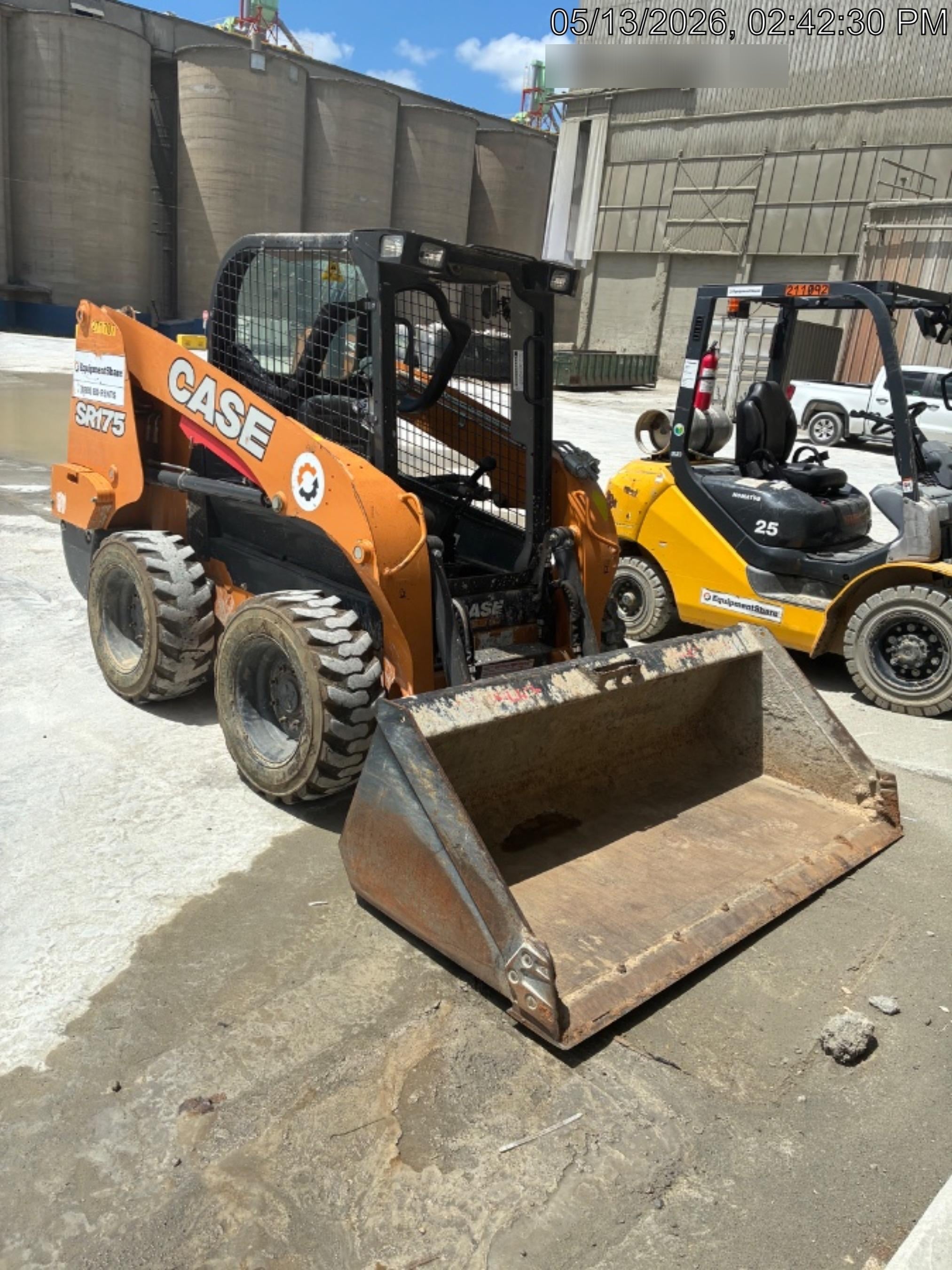 2019 CASE SR175