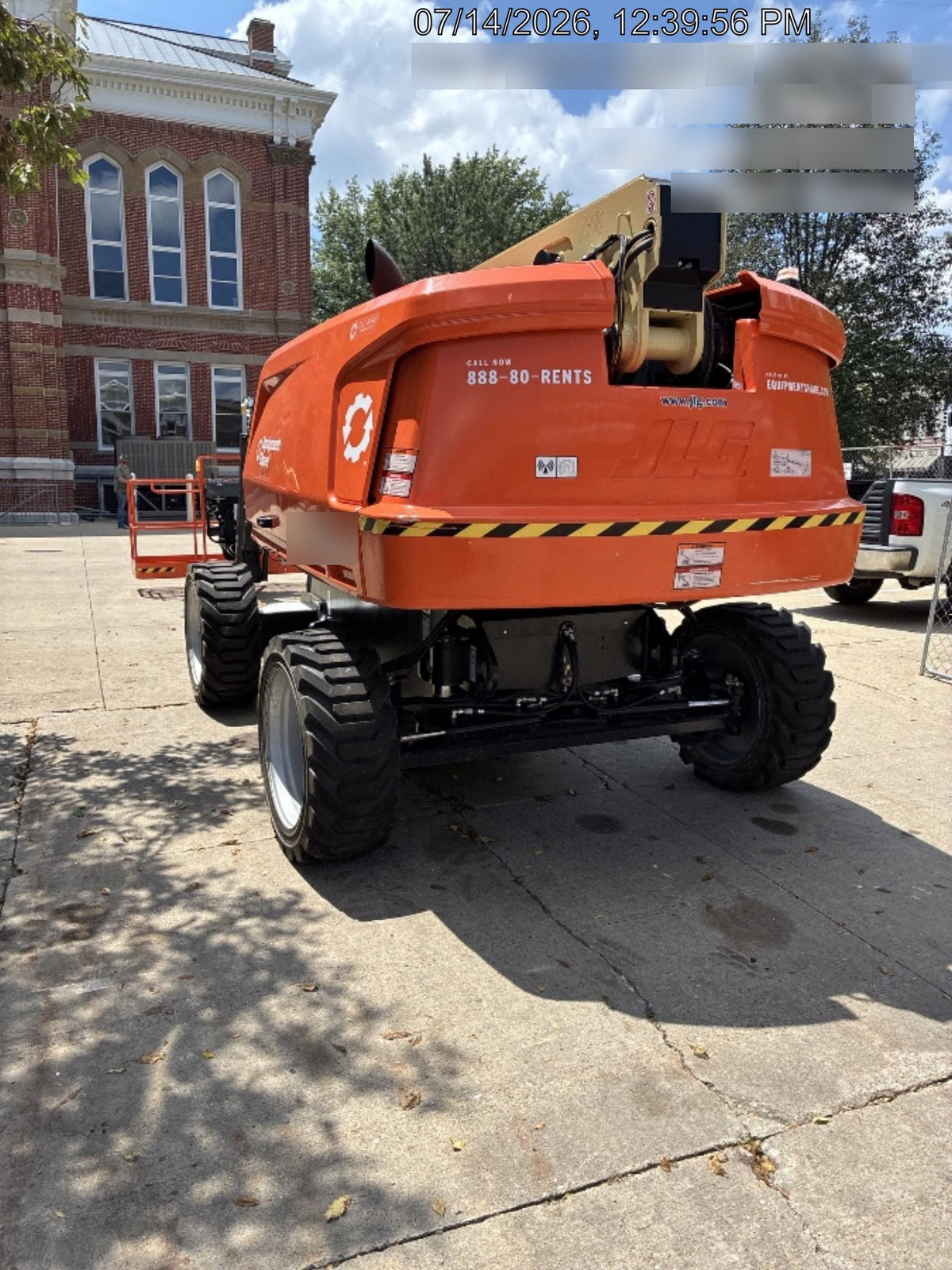 2025 JLG 660SJ
