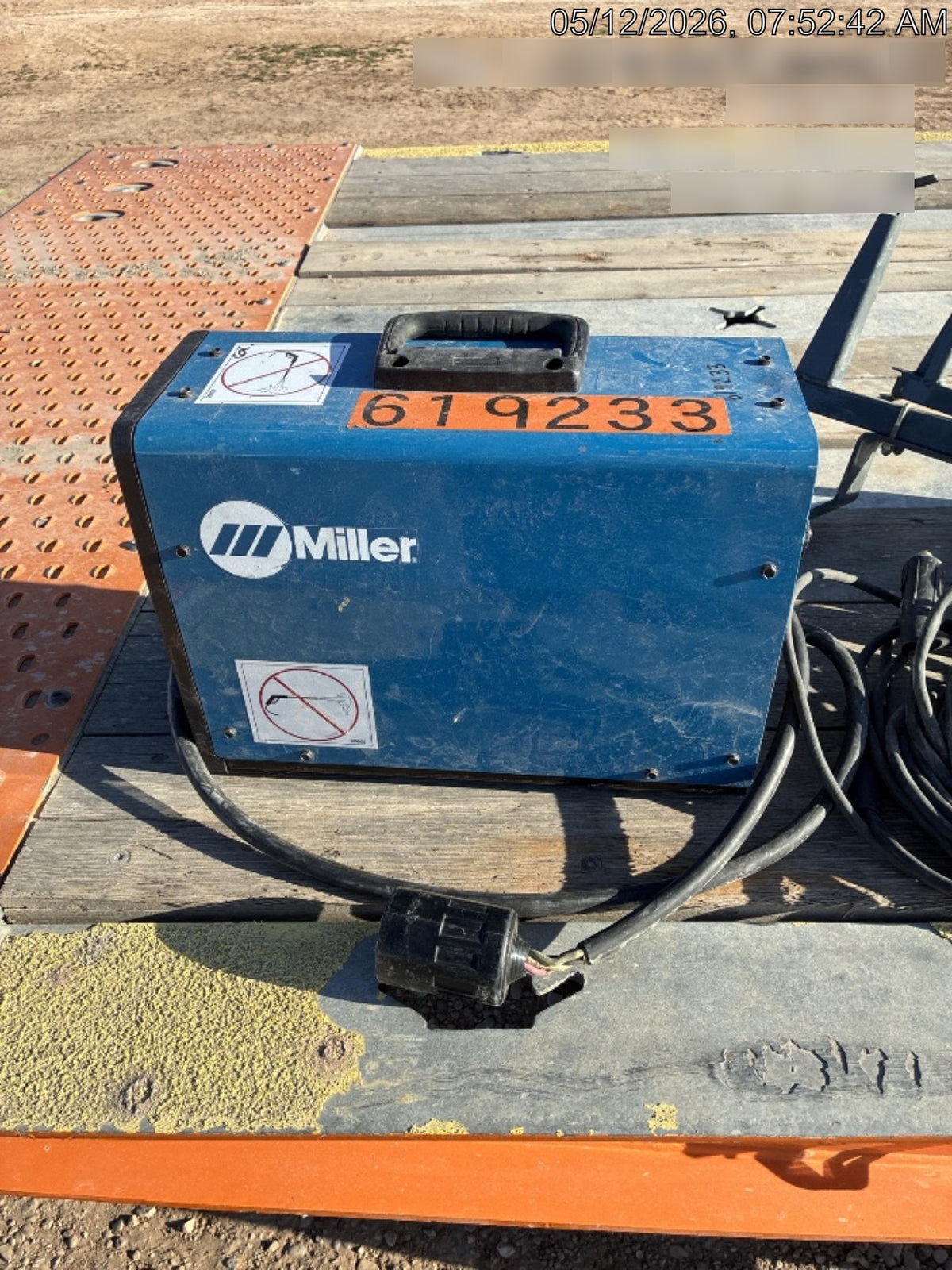 2025 MILLER ELECTRIC CST-282
