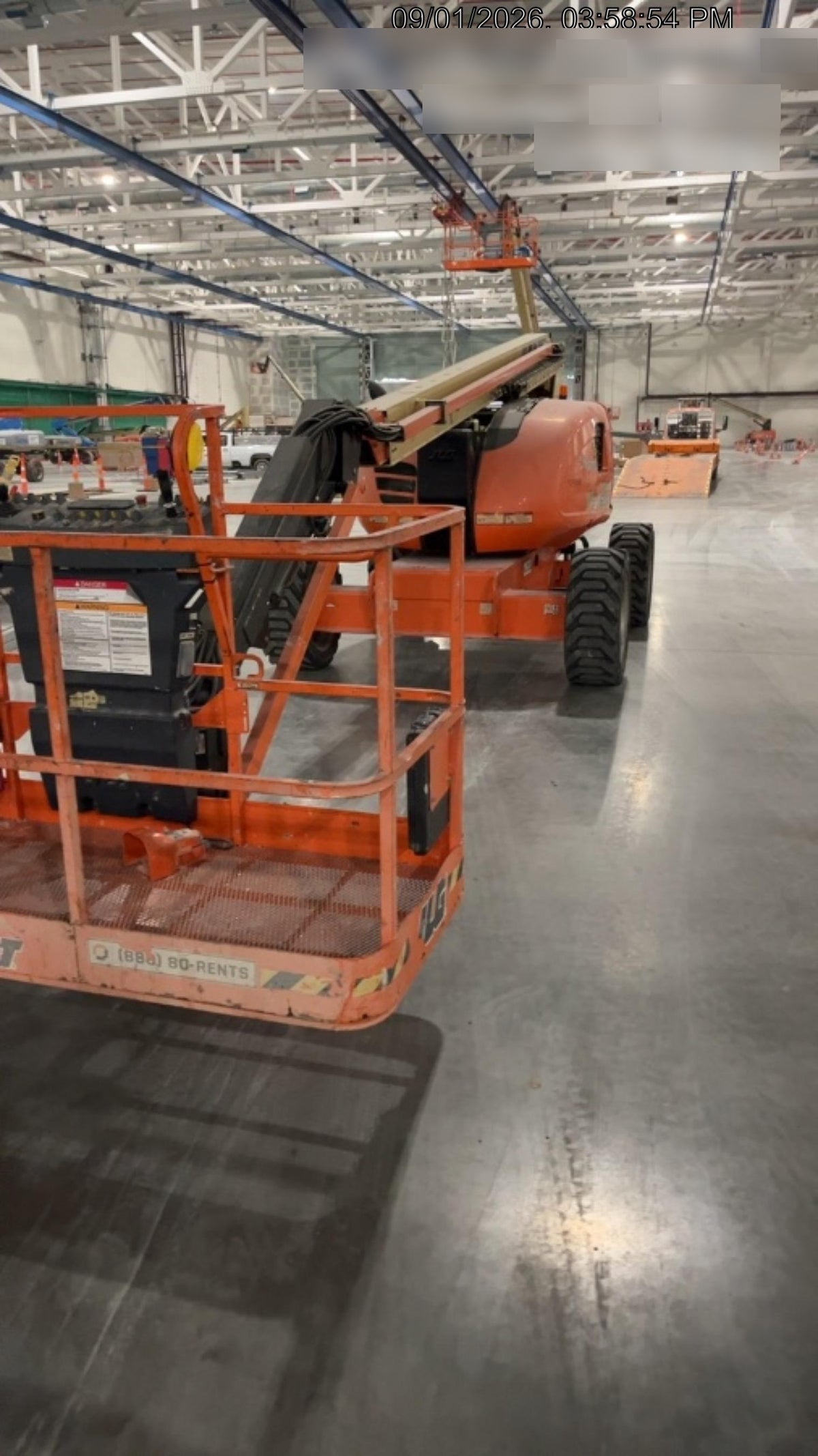 2021 JLG 600AJ