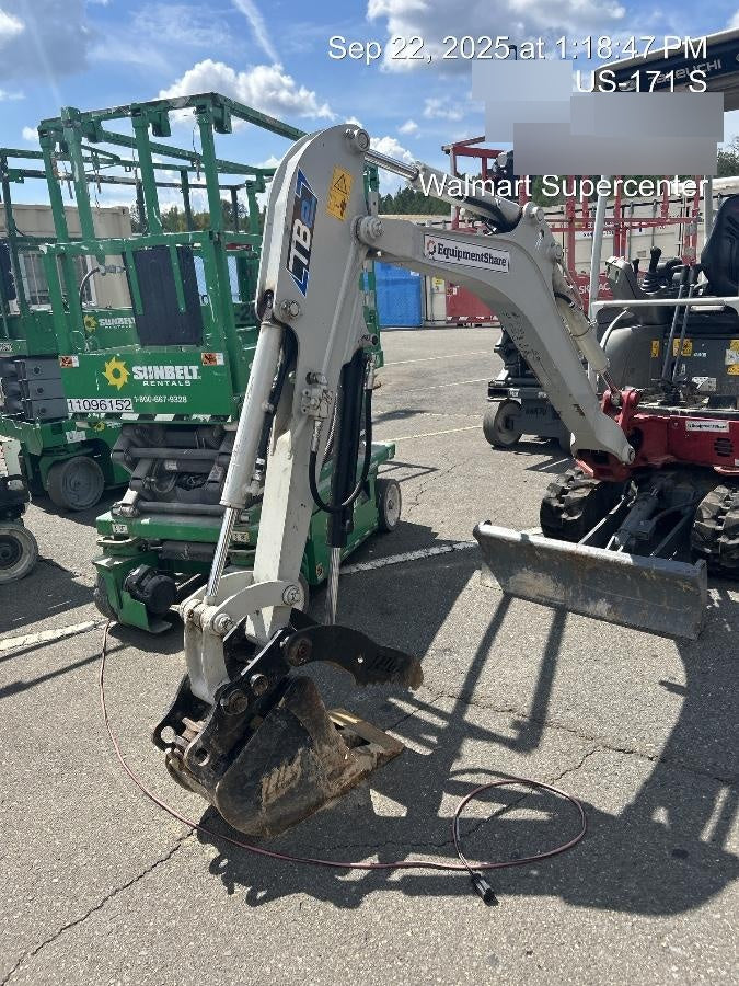 2023 TAKEUCHI TB20e