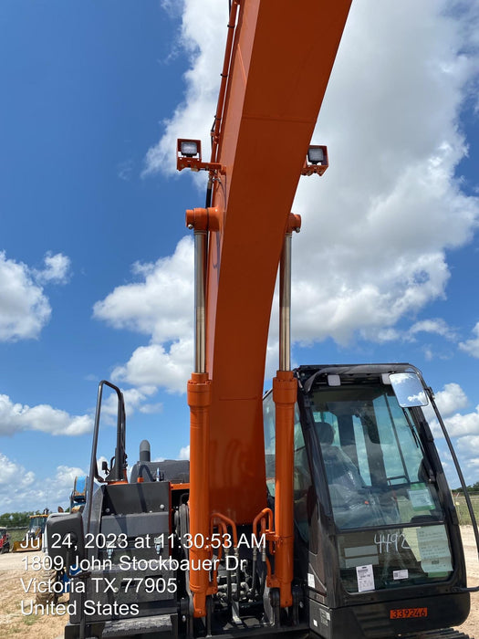 2023 HITACHI ZX210LC-6