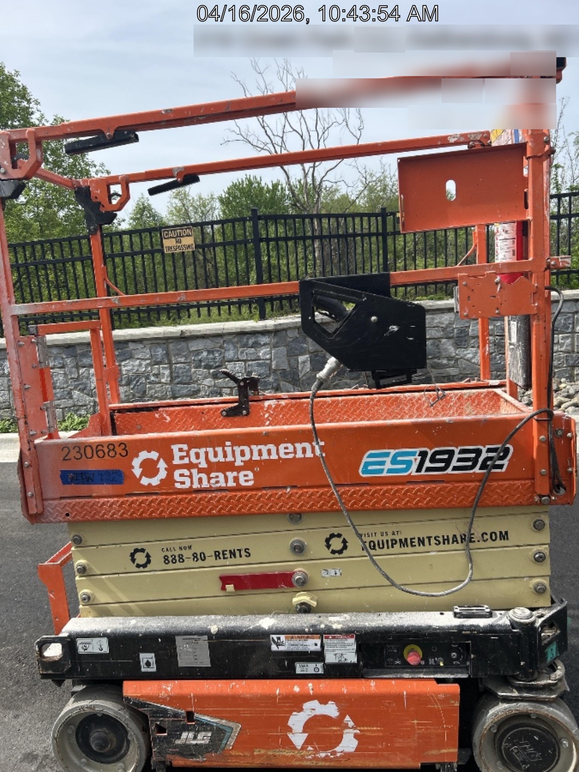 2022 JLG ES1932