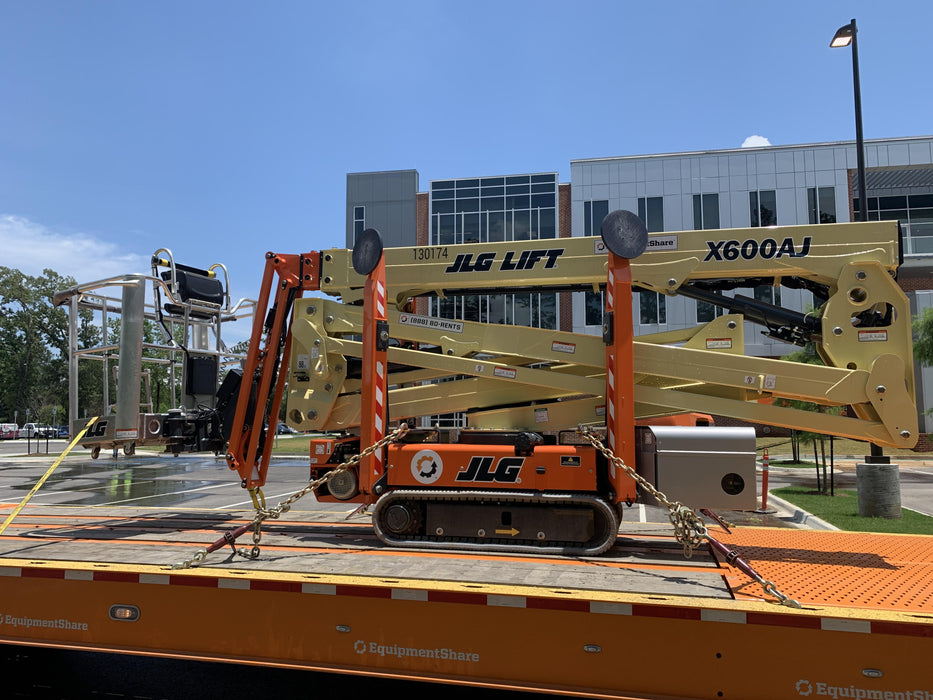 2021 JLG X600AJ
