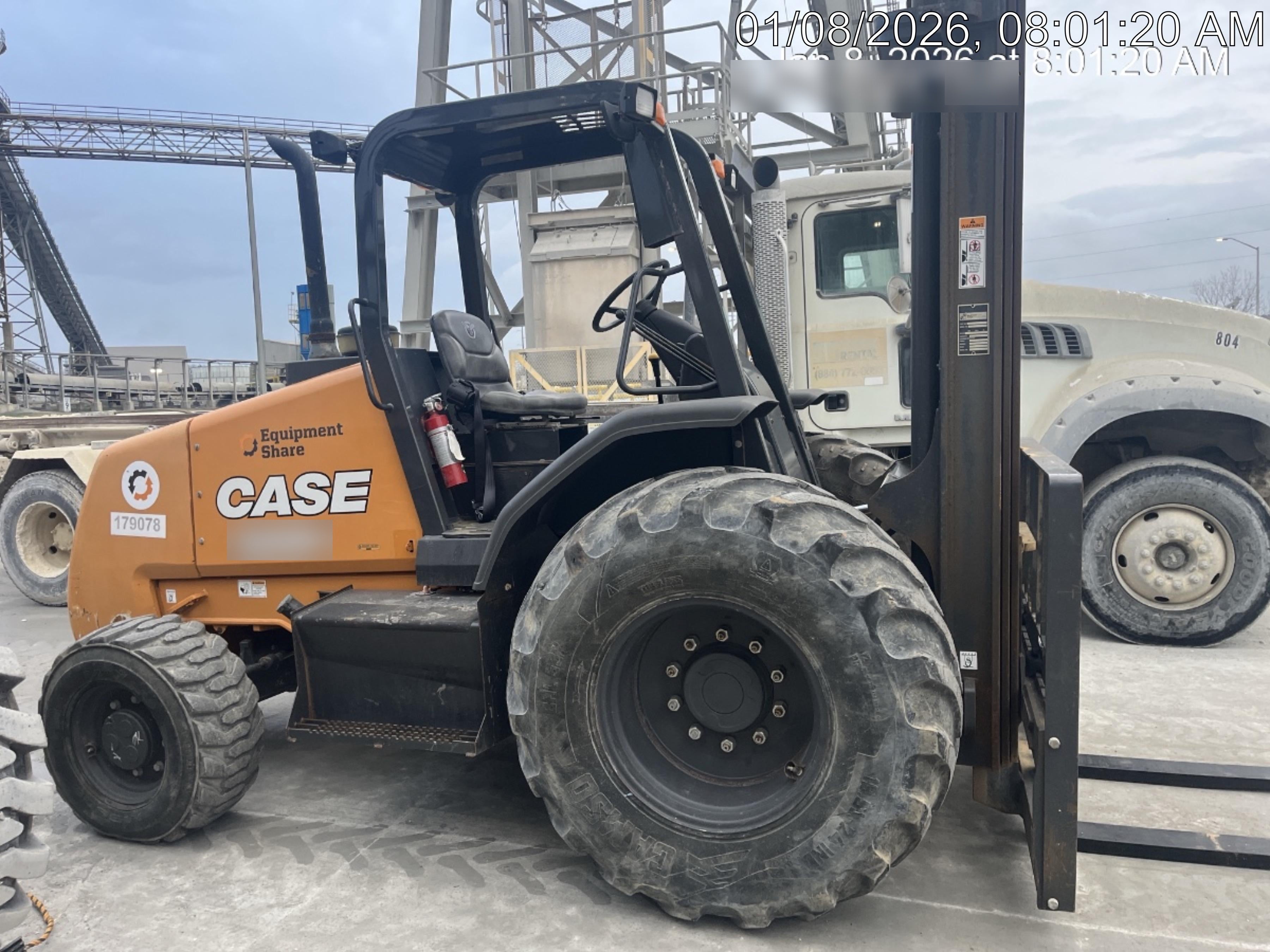 2021 CASE 588H