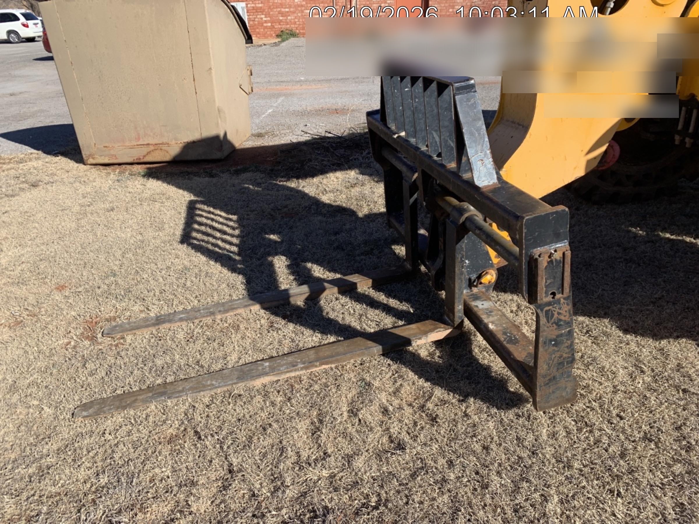 2019 JCB 509-42 74 HP w/Open ROPS, Beacon, Aux Hydraulics, LED Work lights, Solid Tires 66" Carriage/60" Forks