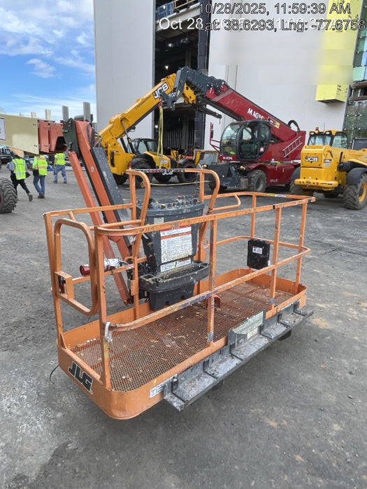 2020 JLG 860SJ