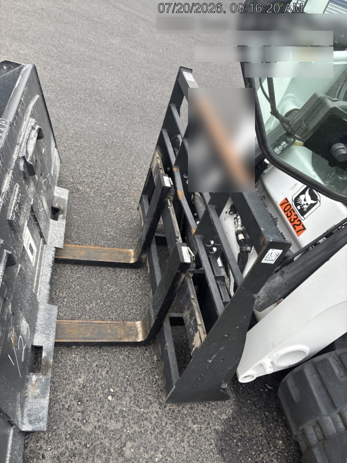 2026 ARROW MATERIAL HANDLING 48" Pallet Forks - Arrow