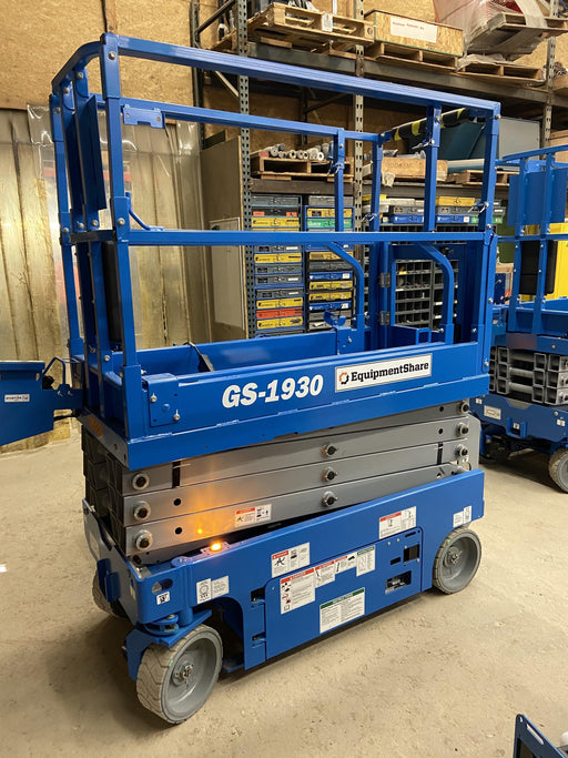 2020 Genie GS-1930 Solid Non Marking Tires, Beacon, Folding rails with half height swing gate
