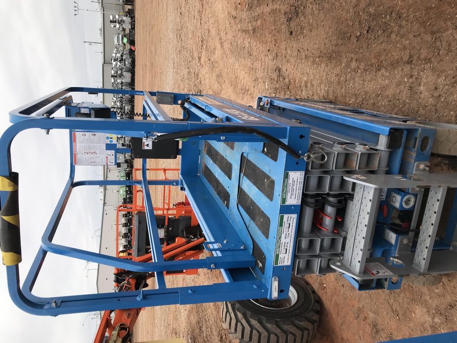 2019 Genie GS-1930 Fixed rails with chain Entry