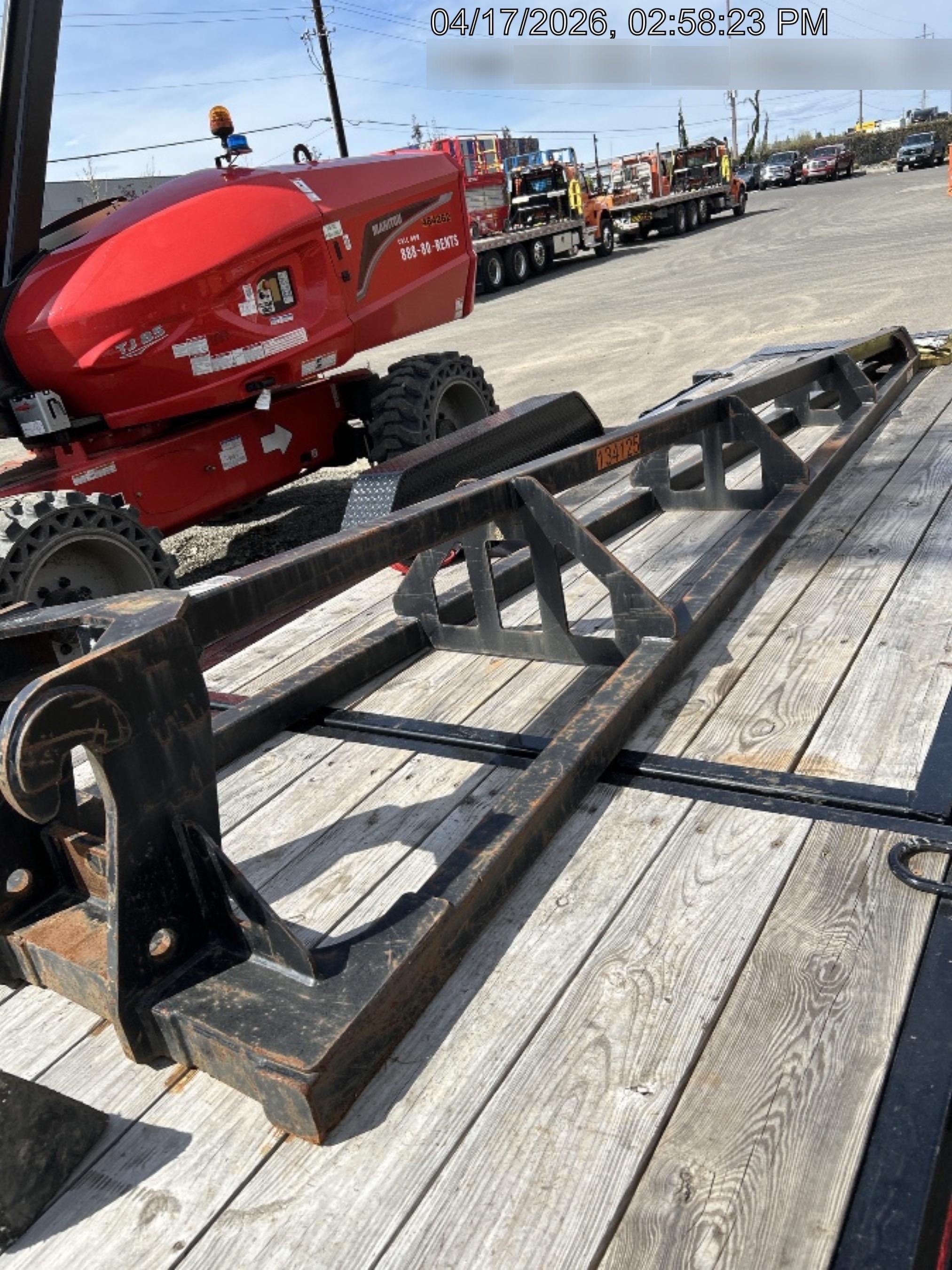 2019 JLG 1001099901S
