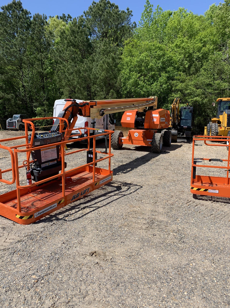 2022 JLG 860SJ