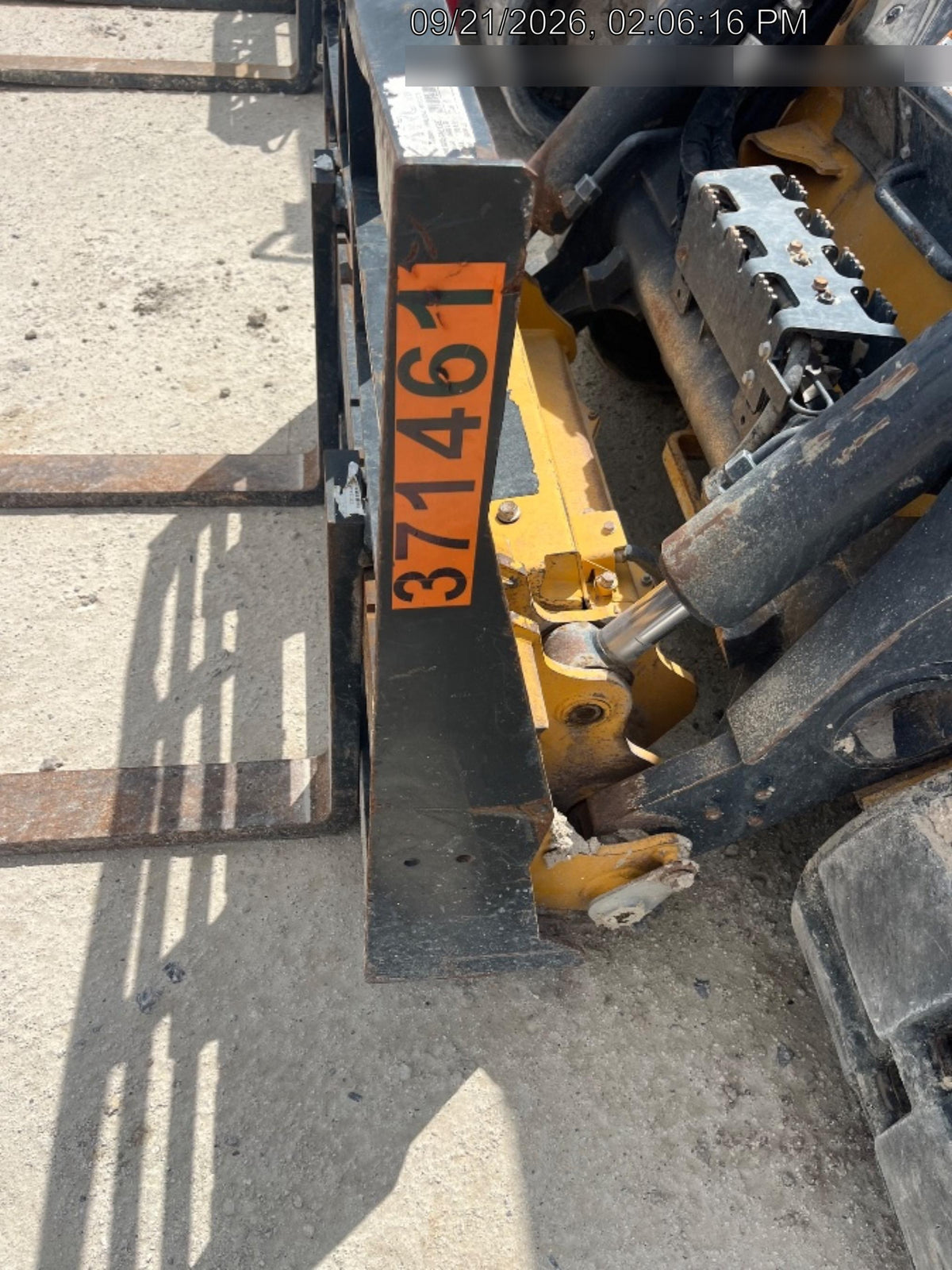 2023 ARROW MATERIAL HANDLING F5100CB