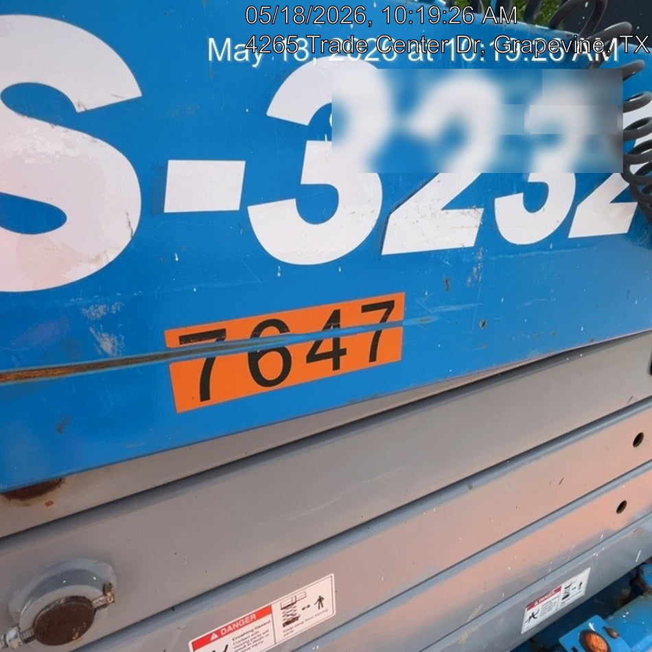 2017 Genie GS-3232 Genie GS3232 Lift w/Folding Rails and Swing Gate