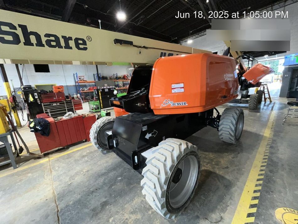 2025 JLG 660SJ