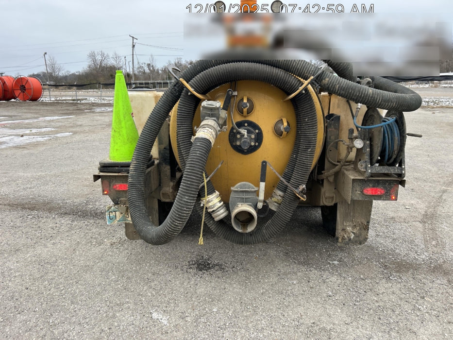 2023 VAC-TRON LP573XDT