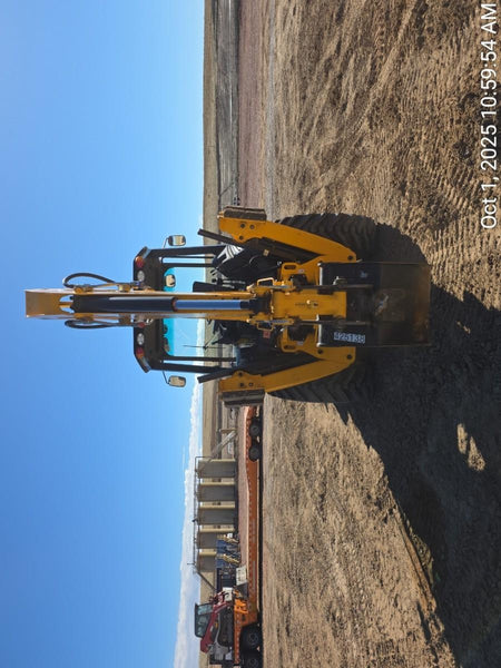 2023 JCB 3CX-14