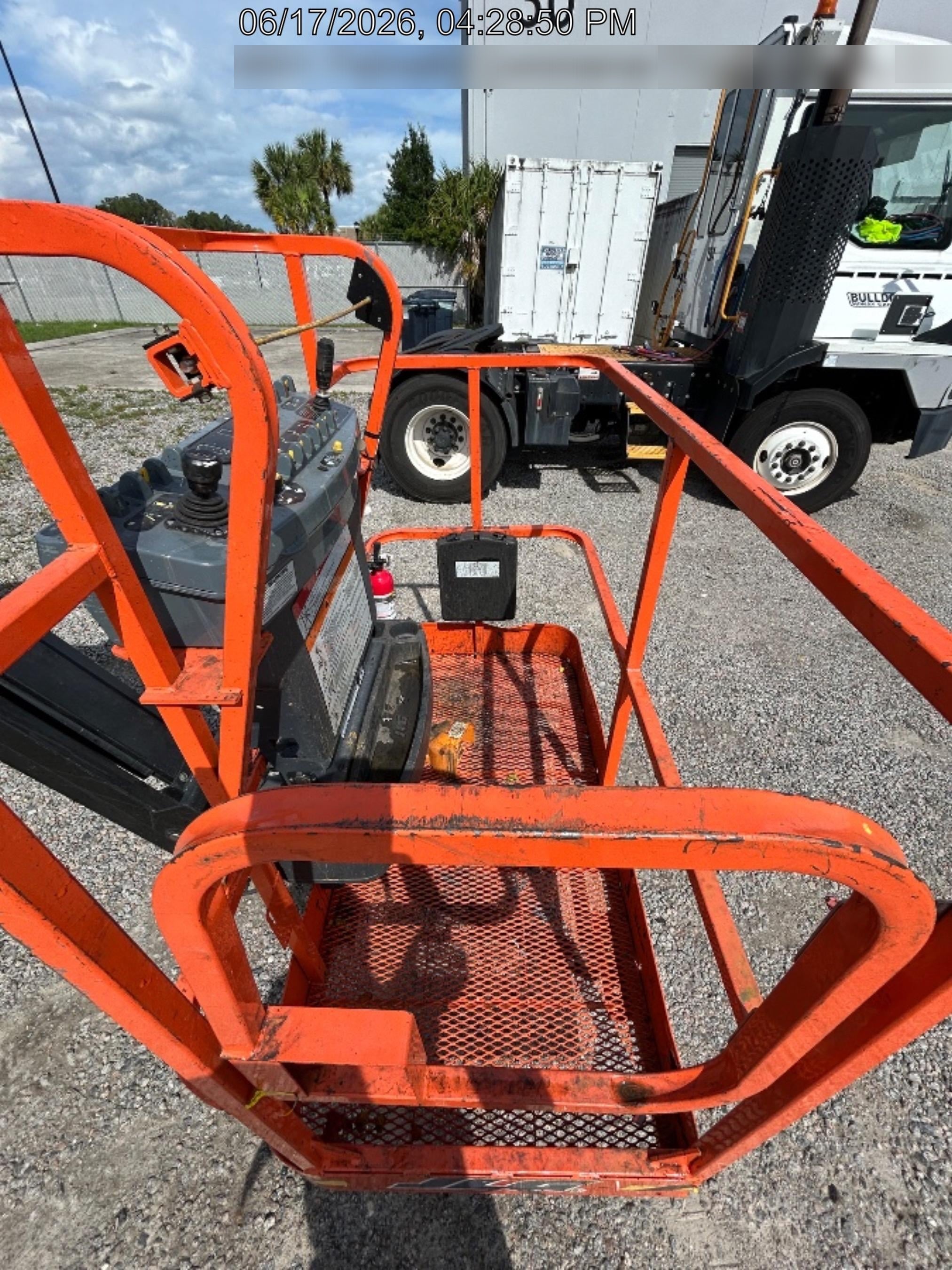 2024 JLG E450AJ