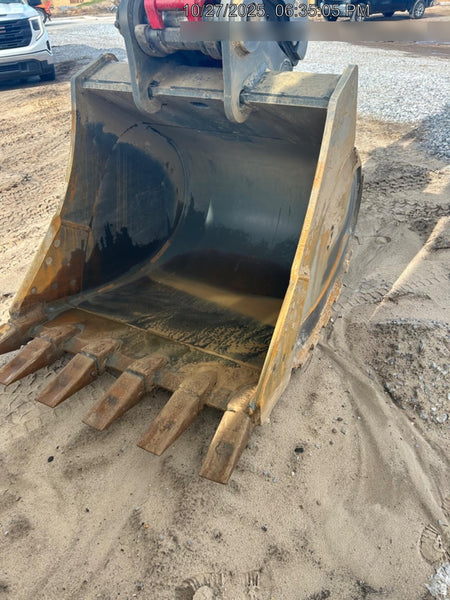 2025 CASE 48" Bucket 56-65K - Case