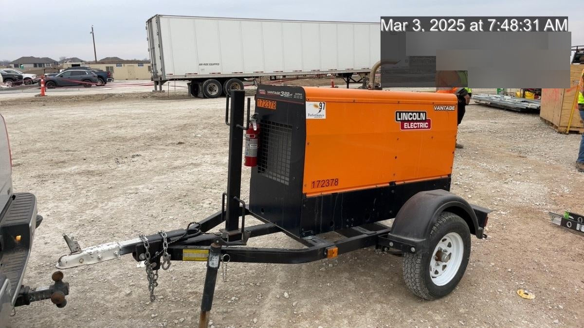2021 Lincoln Electric Vantage 322 Vantage 322 Ready Pak 3 w/ Decals, ORANGE (includes trailer, cable rack, fender light kit) NO Telematics