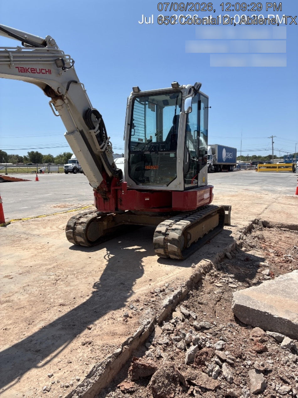 2023 TAKEUCHI TB257FRCR