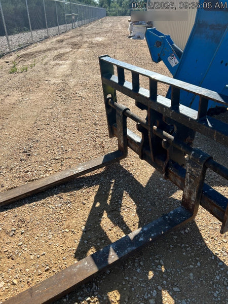 2017 Genie GTH-1056 Genie GTH1056, Solid Tires, 60" carriage, Light Kit, Open ROPS