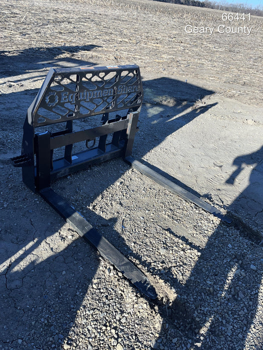 2022 PALADIN 48" Pallet Forks - Paladin