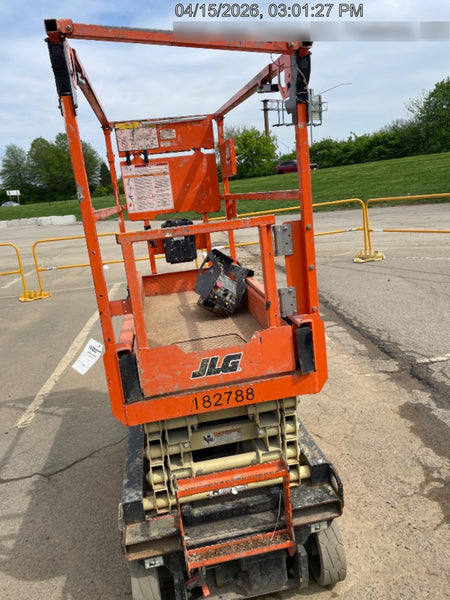 2021 JLG ES1932