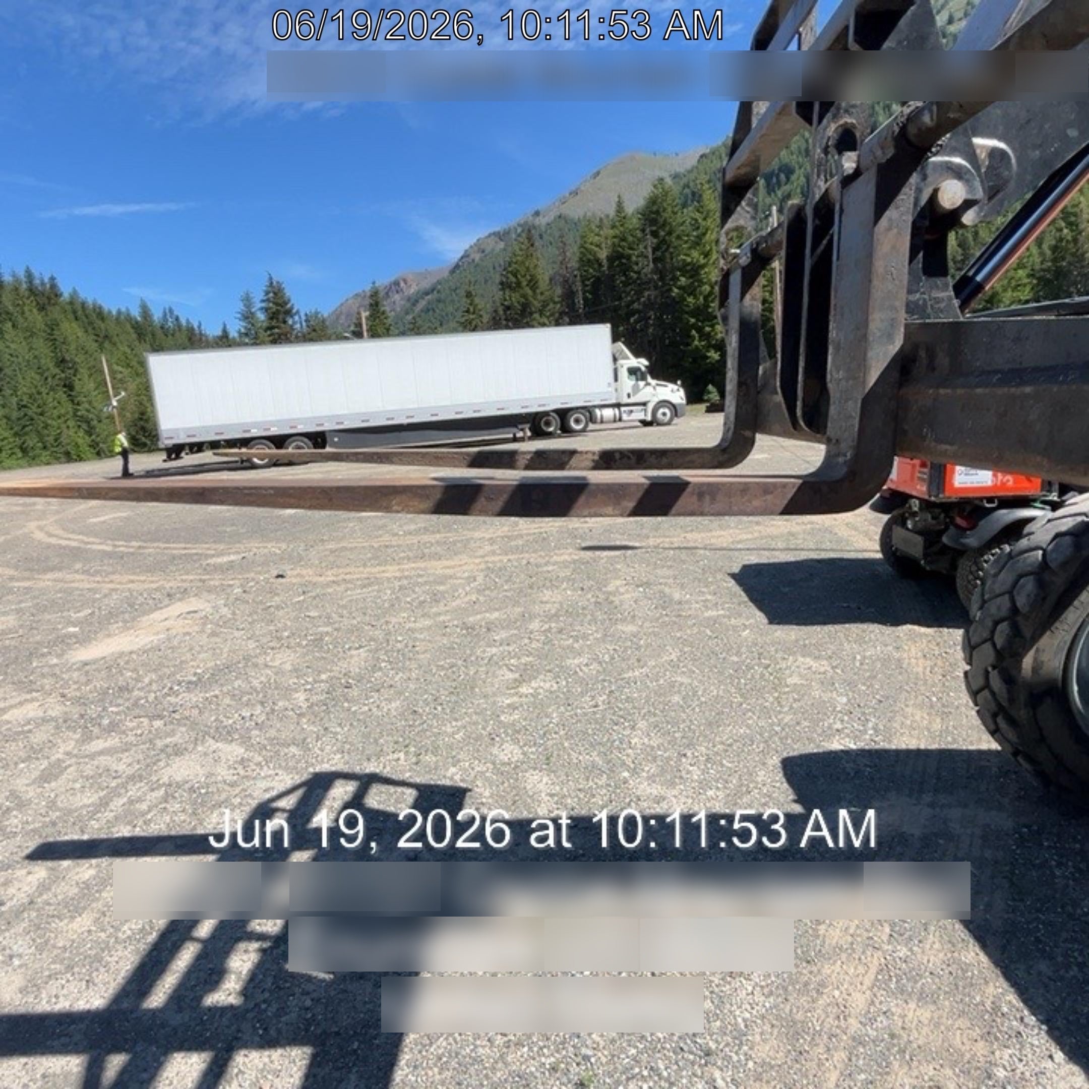 2022 SKYTRAK 8042