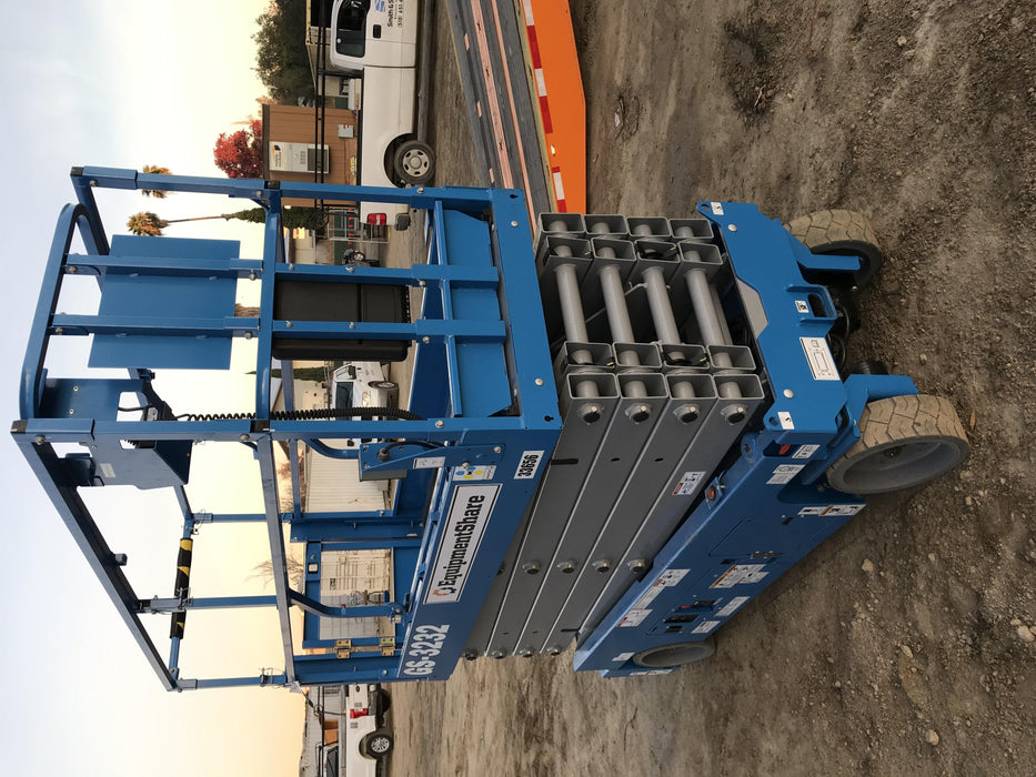 2019 Genie GS-3232 Standard Options