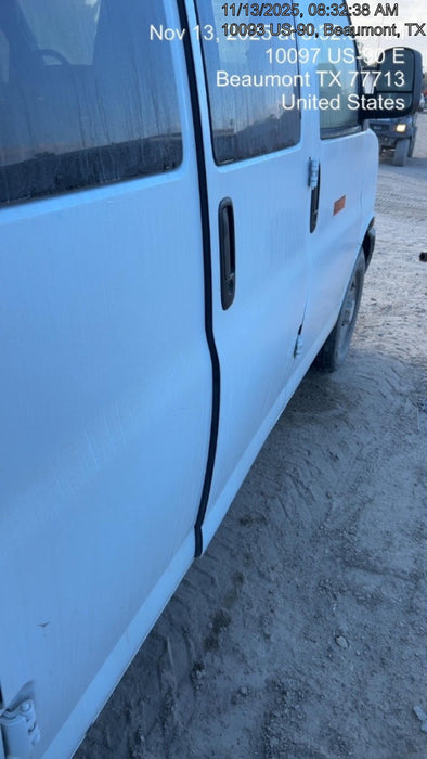 2025 CHEVROLET Express Van - Rental