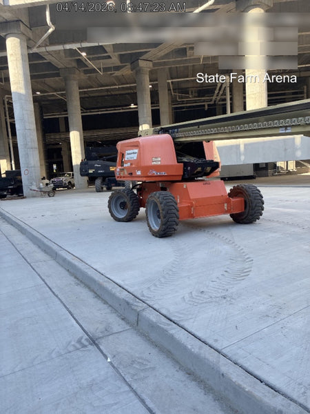 2019 JLG 660SJ